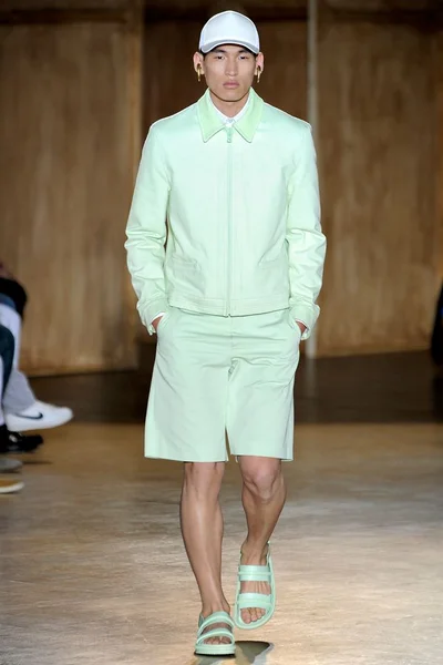 Look 34